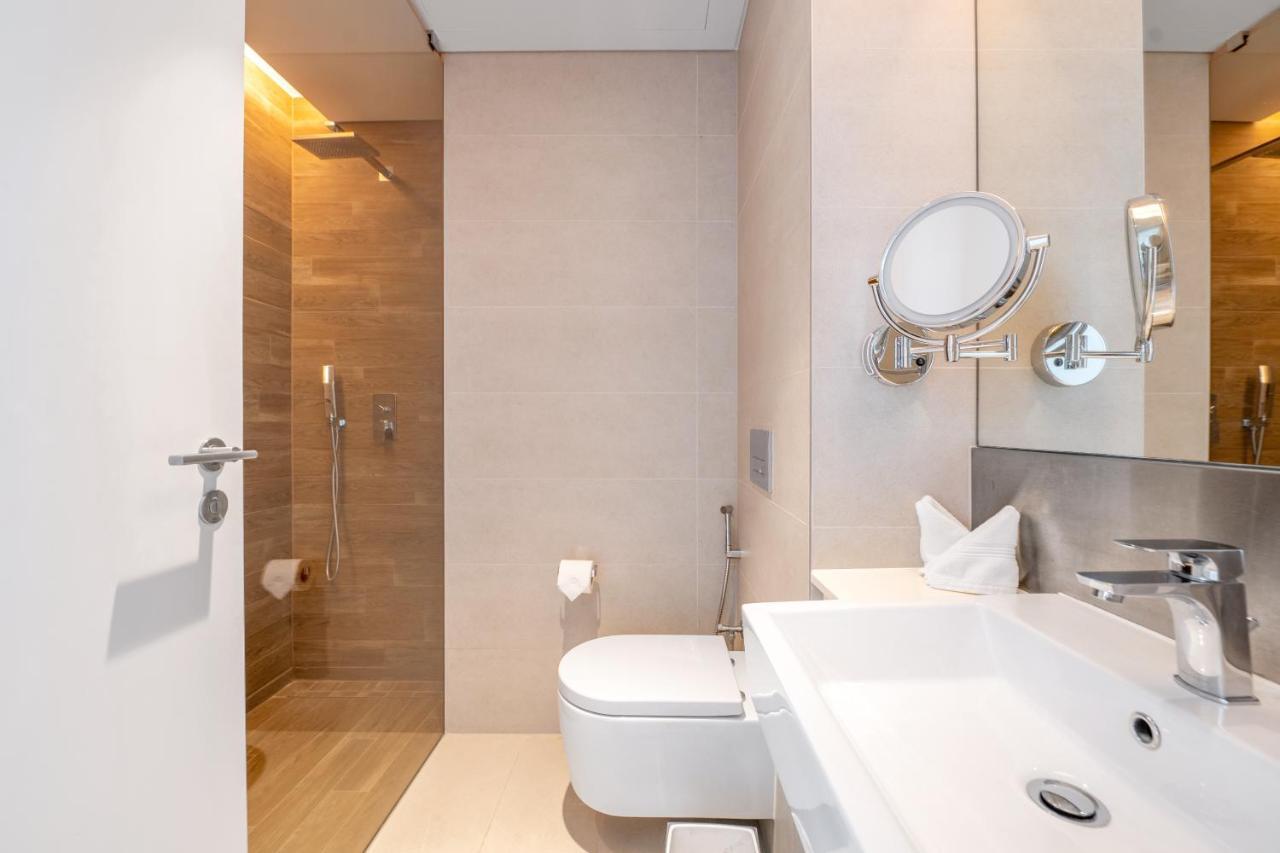 Spectacular 3 Bedroom Condo With Maids Room Facing The Dubai Eye Bagian luar foto
