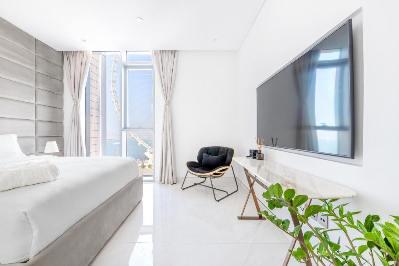 Spectacular 3 Bedroom Condo With Maids Room Facing The Dubai Eye Bagian luar foto